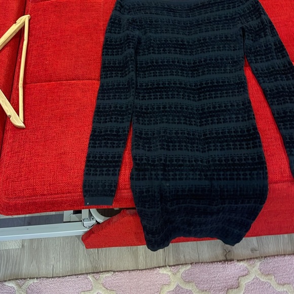 Alice-Olivia  size xs 57 viscose 23 ny wool 2 cashmere good condition - Picture 8 of 13